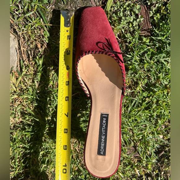 Adrienne Vitadini suede kitten heel with bow detail - Picture 6 of 8